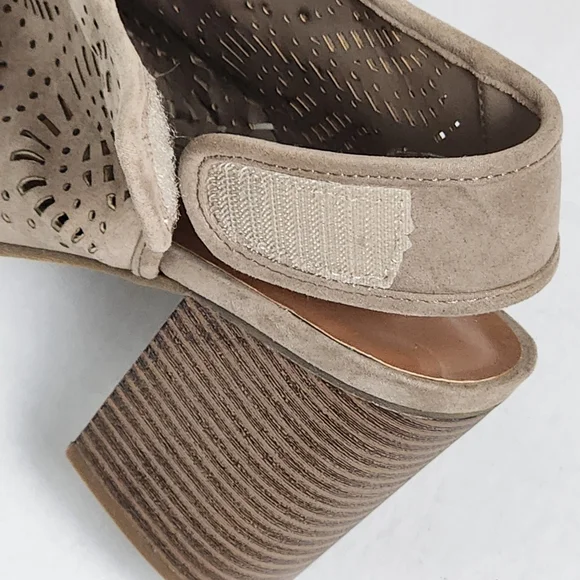 Indigo Rd. Irparca Open-Toe Punched Slingback Block Heel Sandals Size 8.5 US - Picture 9 of 9